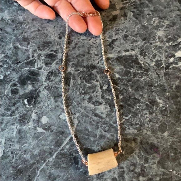 Deer antler necklace - Picture 5 of 5